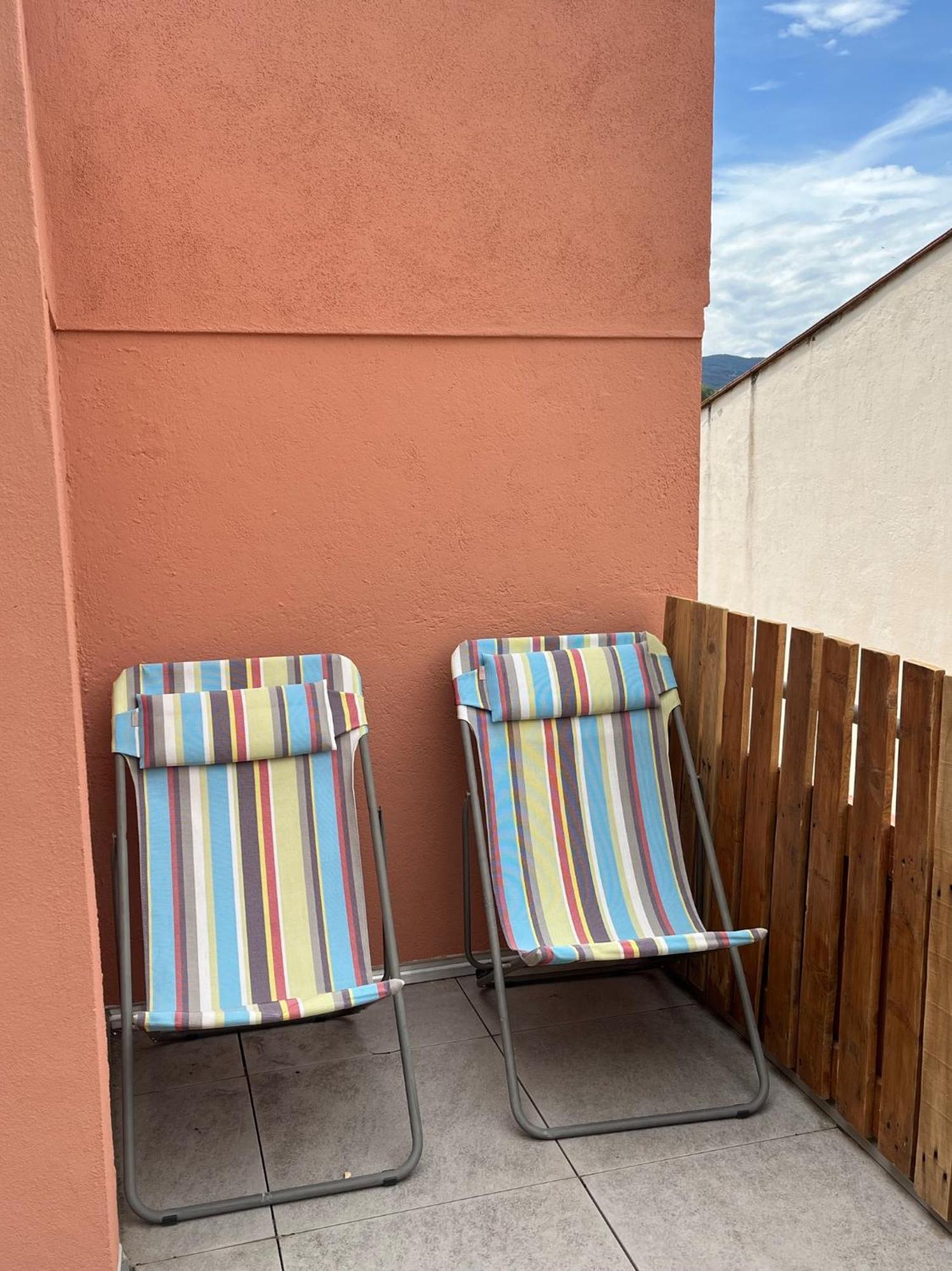 Au Coeur De Ville Avec Terrasse Céret Exteriör bild