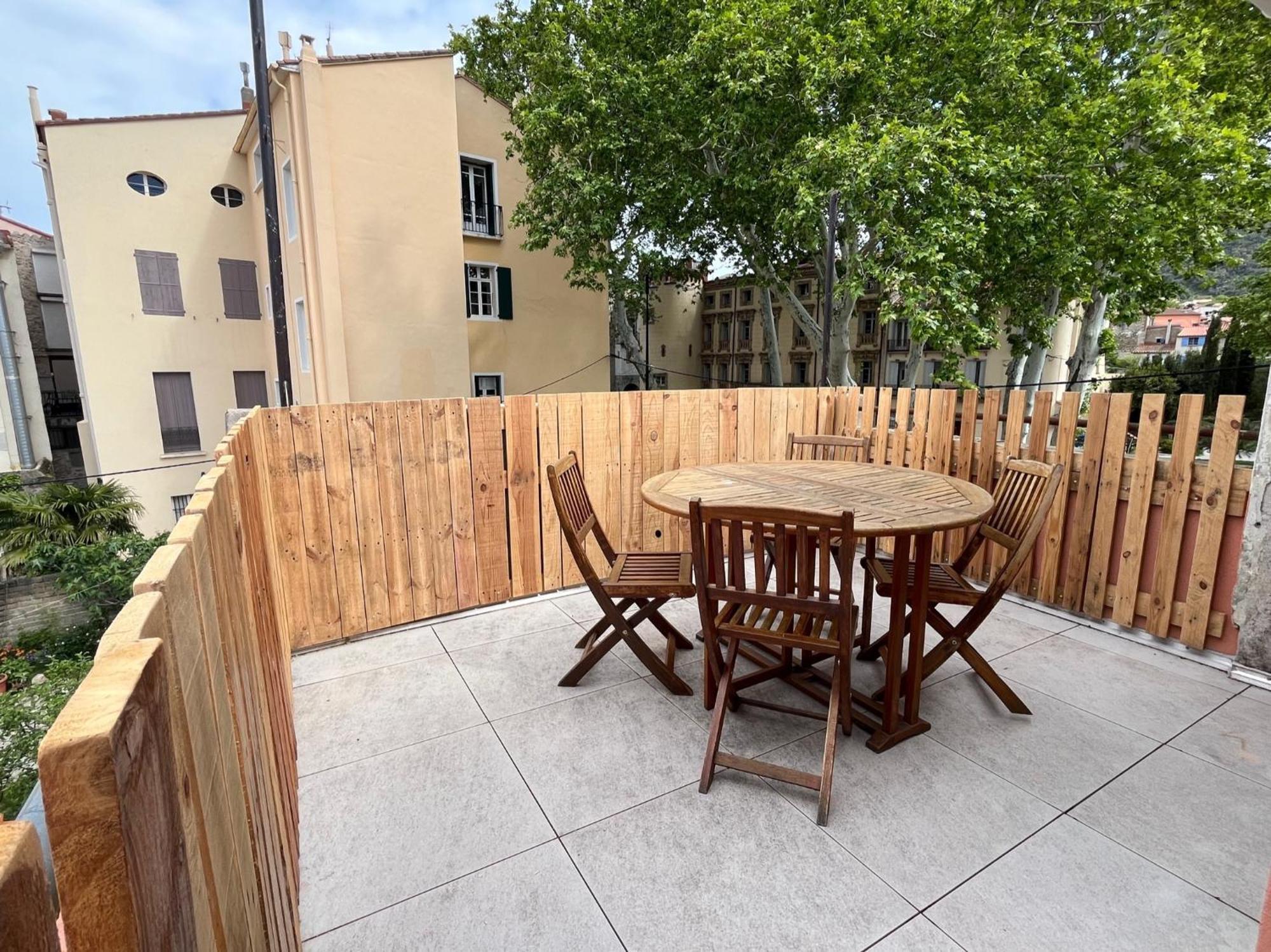 Au Coeur De Ville Avec Terrasse Céret Exteriör bild